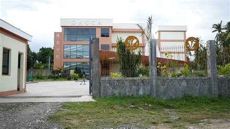 DACCA CHINESE school in Dumaguete Philippines .